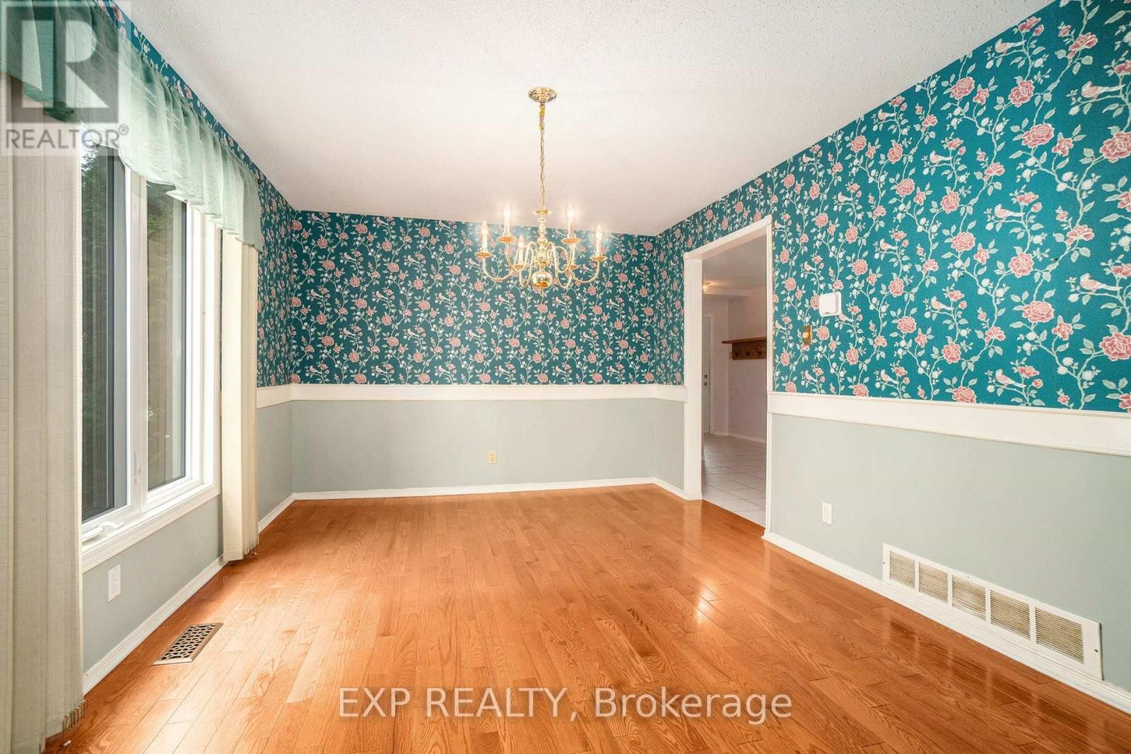 












683 APOLLO WAY

,
Ottawa,




Ontario
K4A1S8

