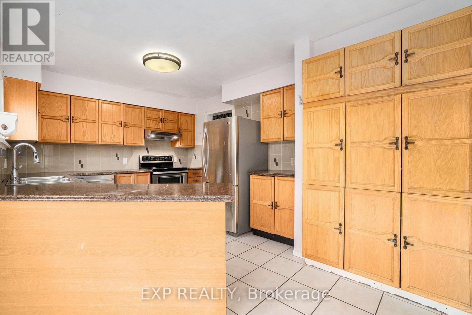












683 APOLLO WAY

,
Ottawa,




Ontario
K4A1S8

