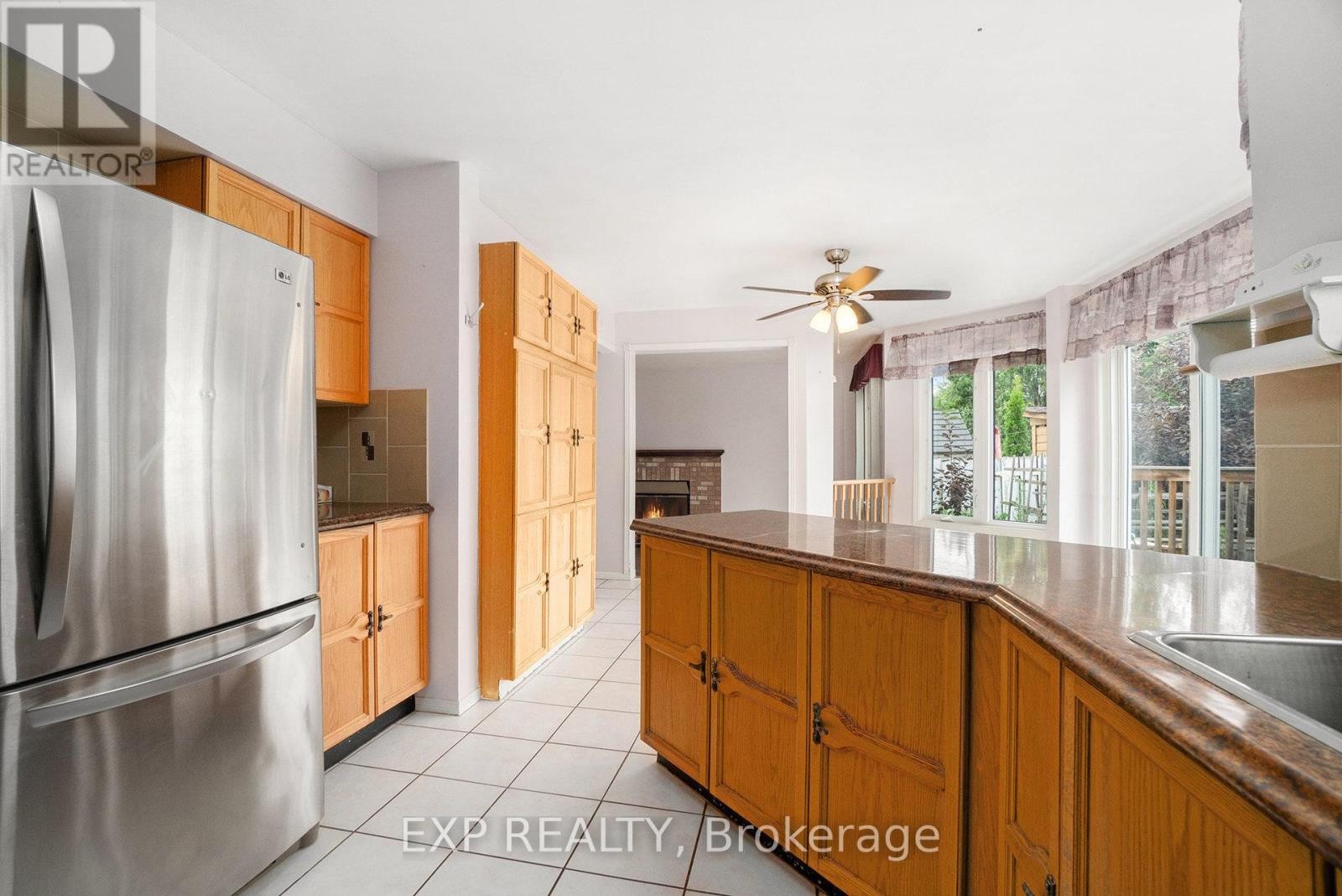 












683 APOLLO WAY

,
Ottawa,




Ontario
K4A1S8

