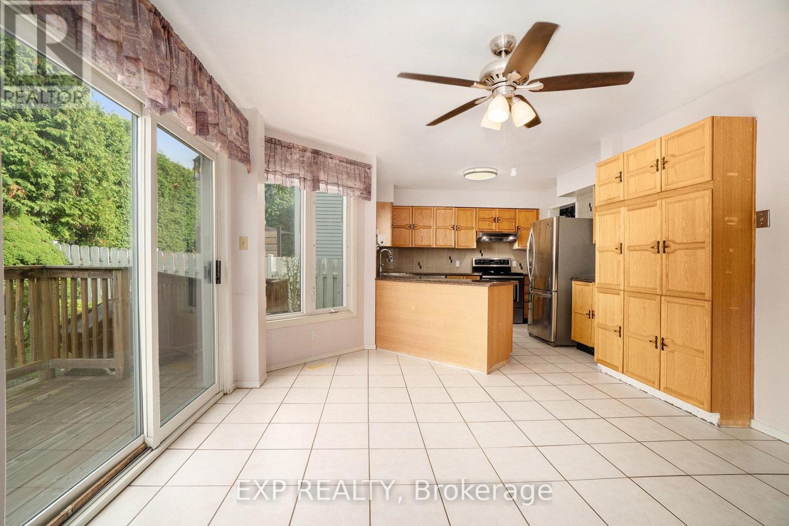 












683 APOLLO WAY

,
Ottawa,




Ontario
K4A1S8

