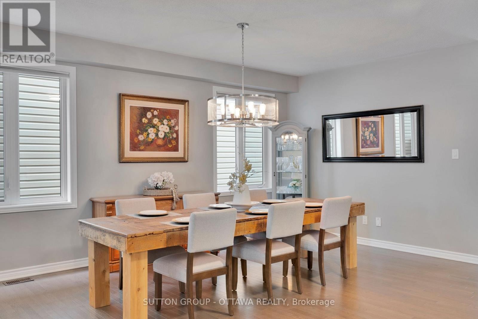 












156 ASPER TRAIL CIRCLE N

,
Ottawa,




Ontario
K2M2T6

