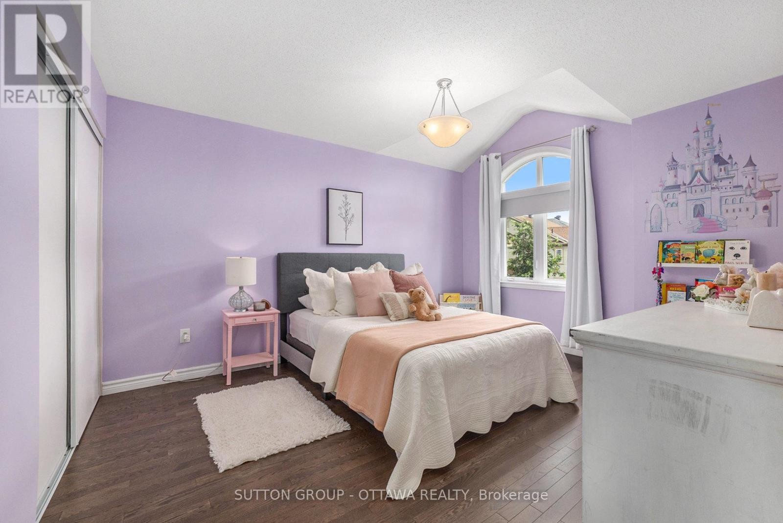 












156 ASPER TRAIL CIRCLE N

,
Ottawa,




Ontario
K2M2T6

