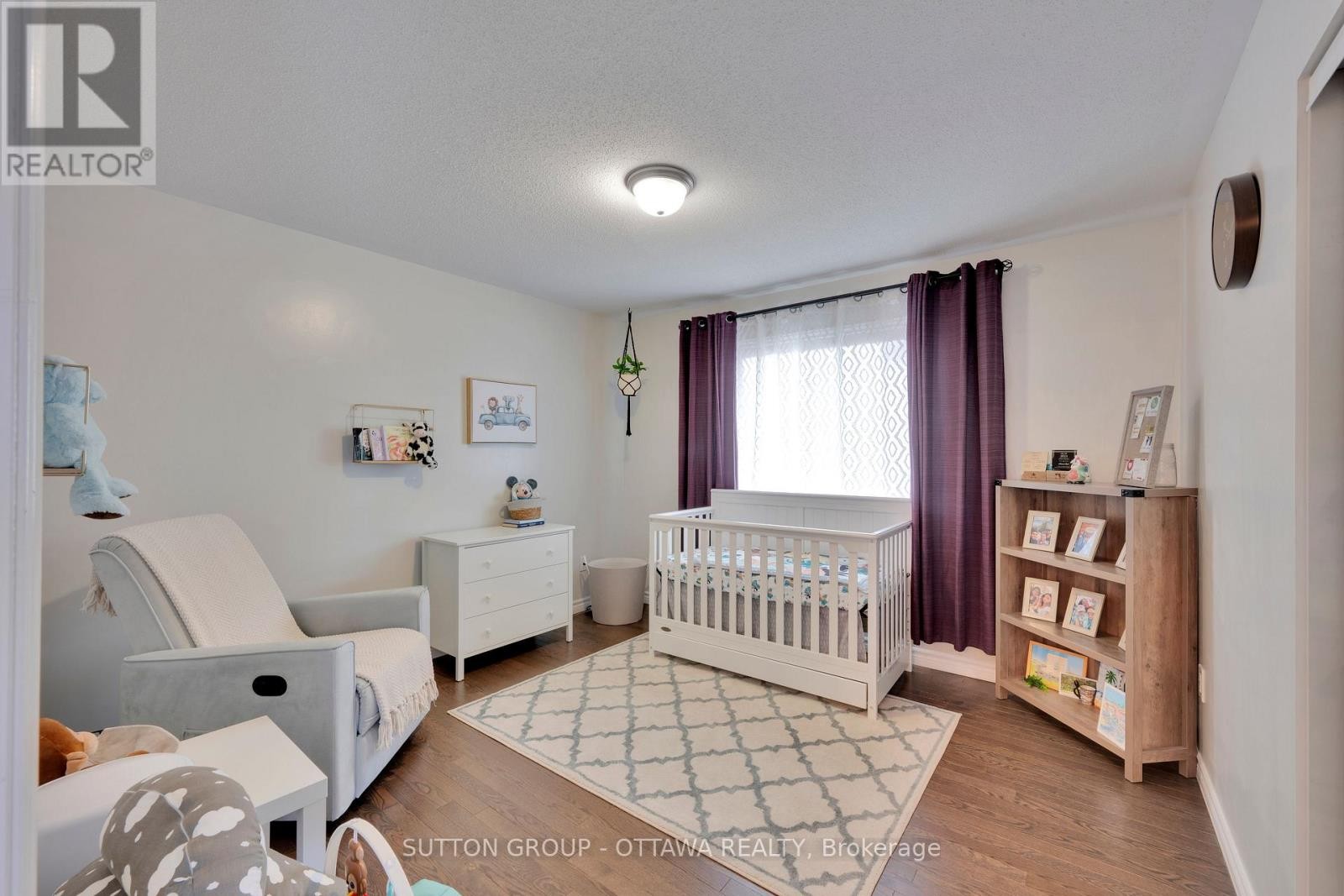












156 ASPER TRAIL CIRCLE N

,
Ottawa,




Ontario
K2M2T6

