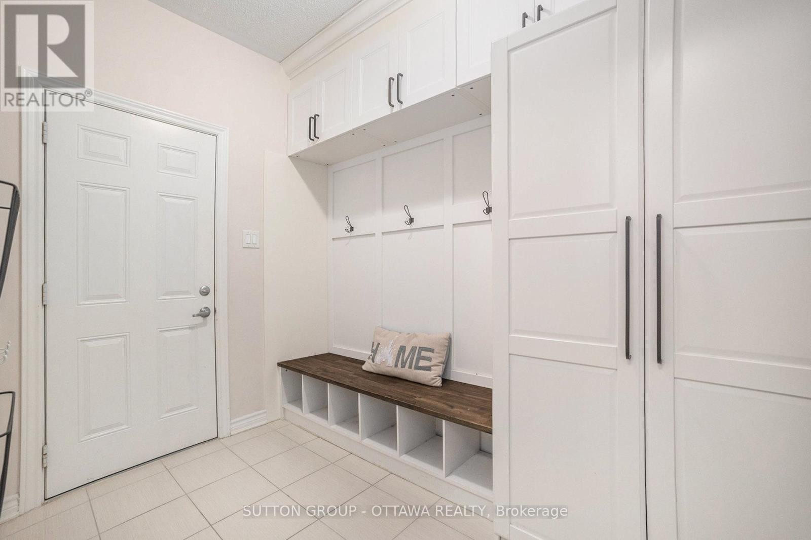 












156 ASPER TRAIL CIRCLE N

,
Ottawa,




Ontario
K2M2T6

