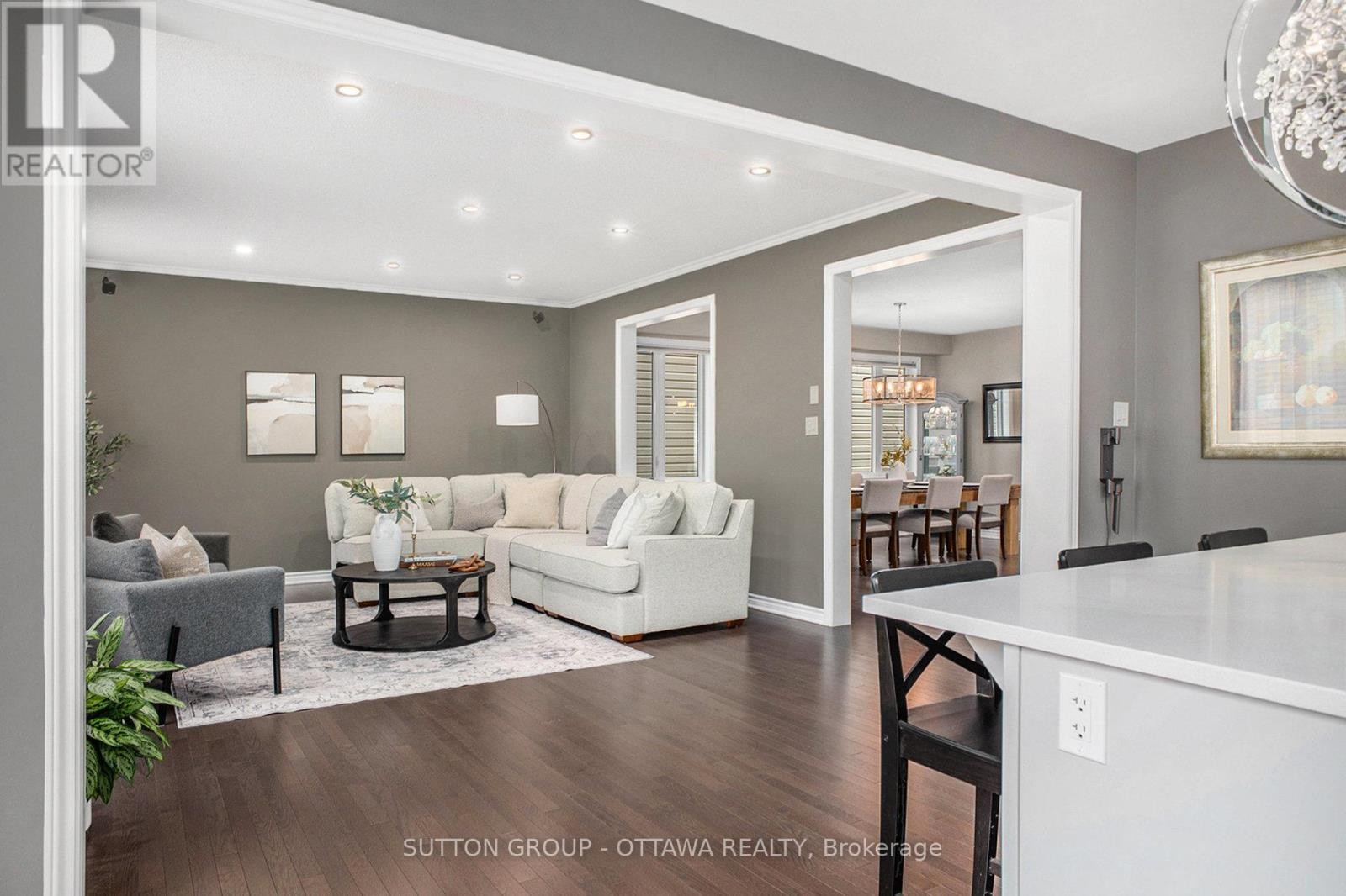 












156 ASPER TRAIL CIRCLE N

,
Ottawa,




Ontario
K2M2T6


