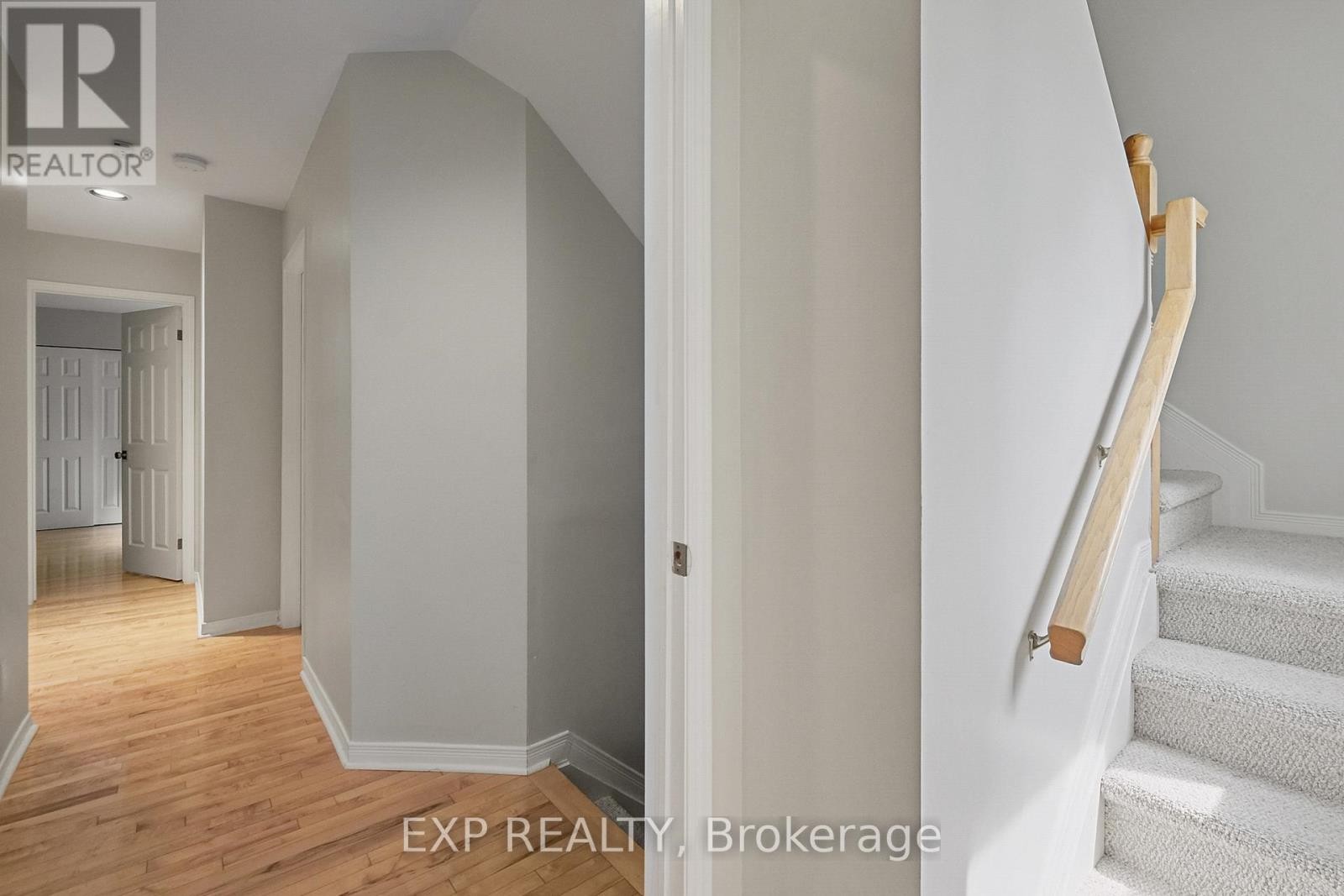 












489 SUNNYSIDE AVENUE

,
Ottawa,




Ontario
K1S0S8

