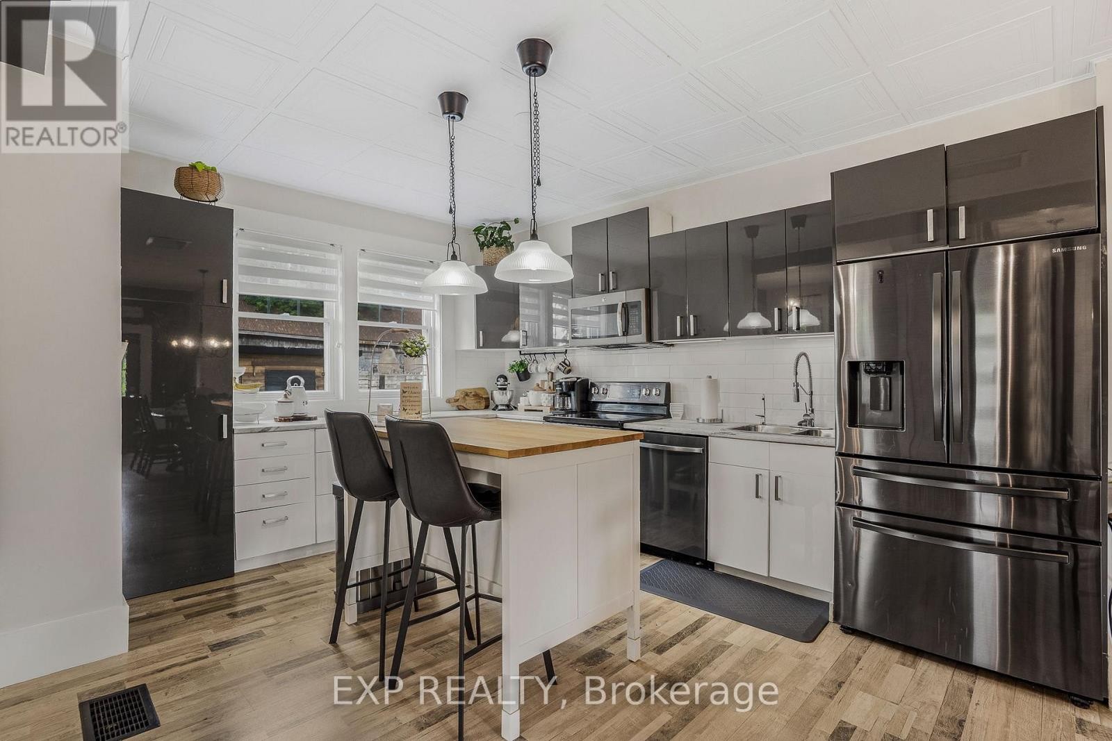 












5151 COUNTY 10 ROAD

,
The Nation,




Ontario
K0B1G0

