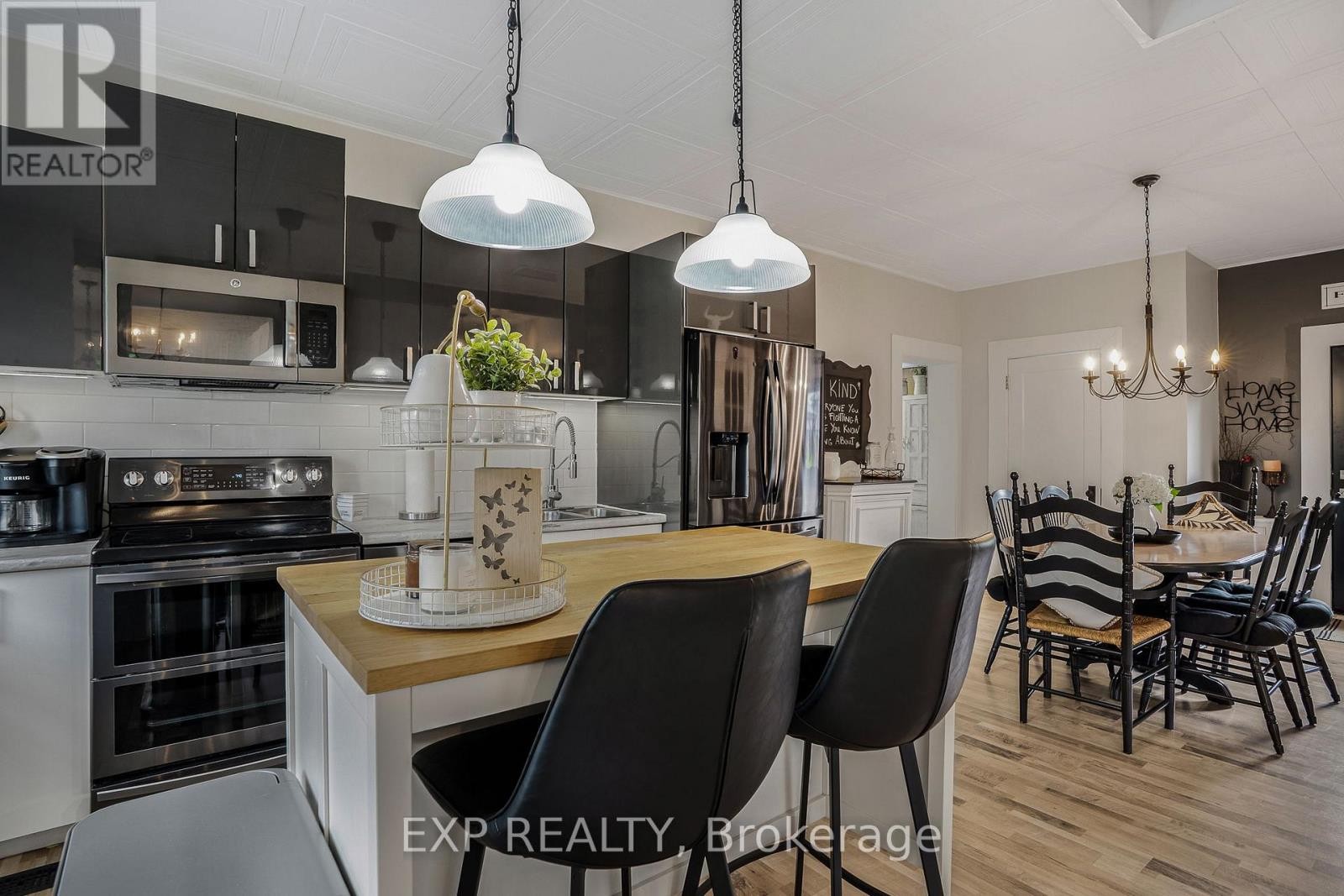 












5151 COUNTY 10 ROAD

,
The Nation,




Ontario
K0B1G0

