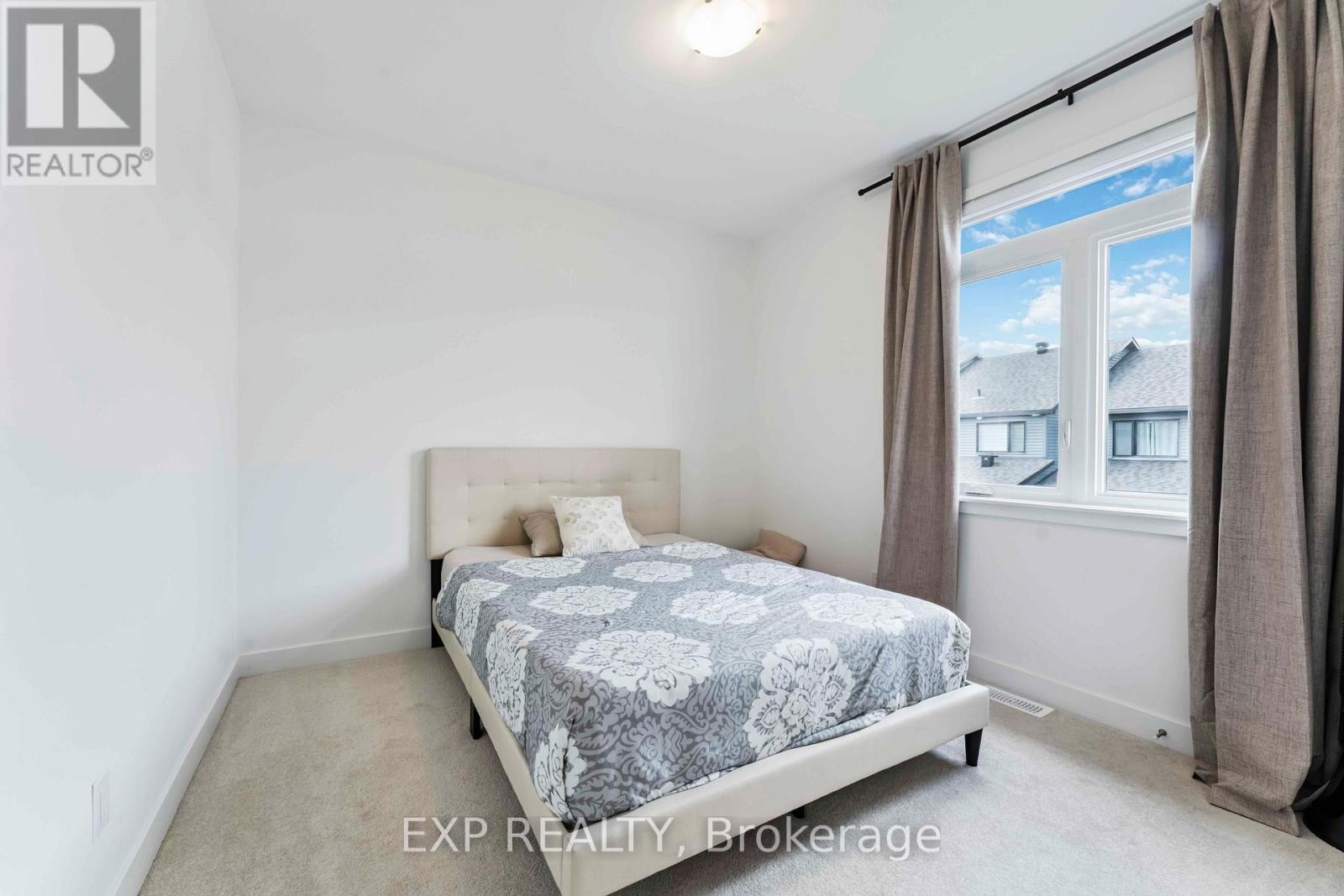 












717 ODYSSEY WAY

,
Ottawa,




Ontario
K1T0V9

