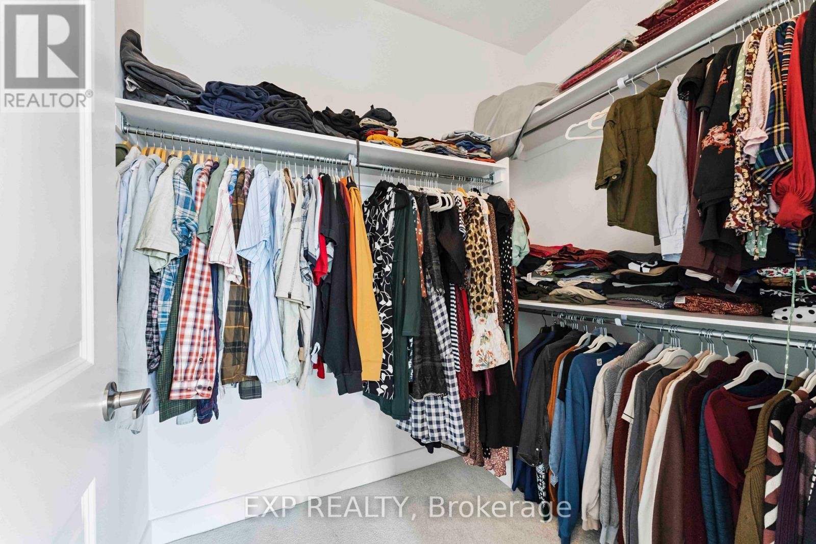 












717 ODYSSEY WAY

,
Ottawa,




Ontario
K1T0V9

