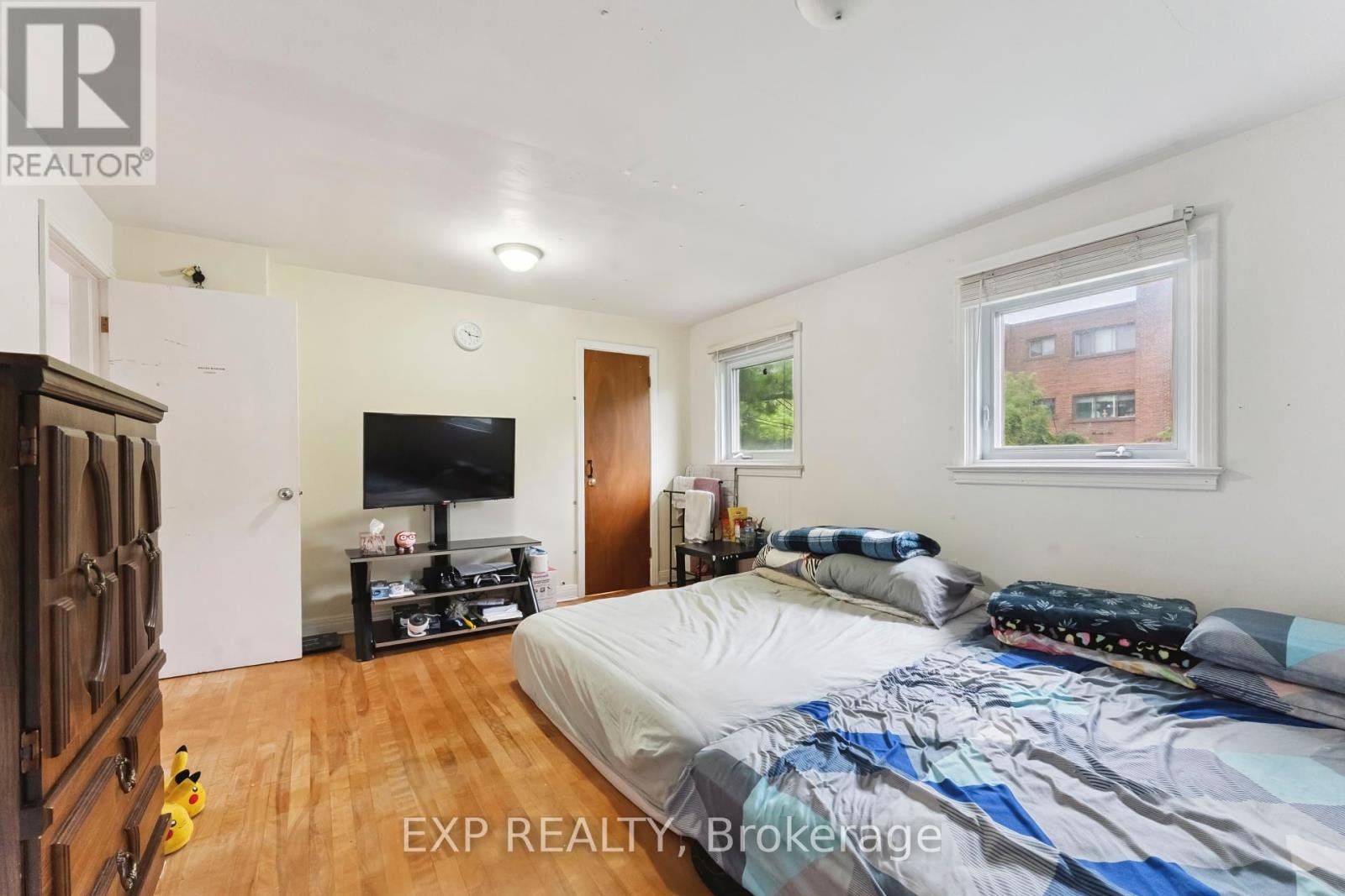












1395 CALDWELL AVENUE

,
Ottawa,




Ontario
K1Z8L3

