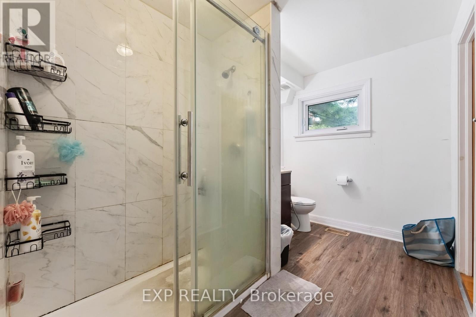 












1395 CALDWELL AVENUE

,
Ottawa,




Ontario
K1Z8L3

