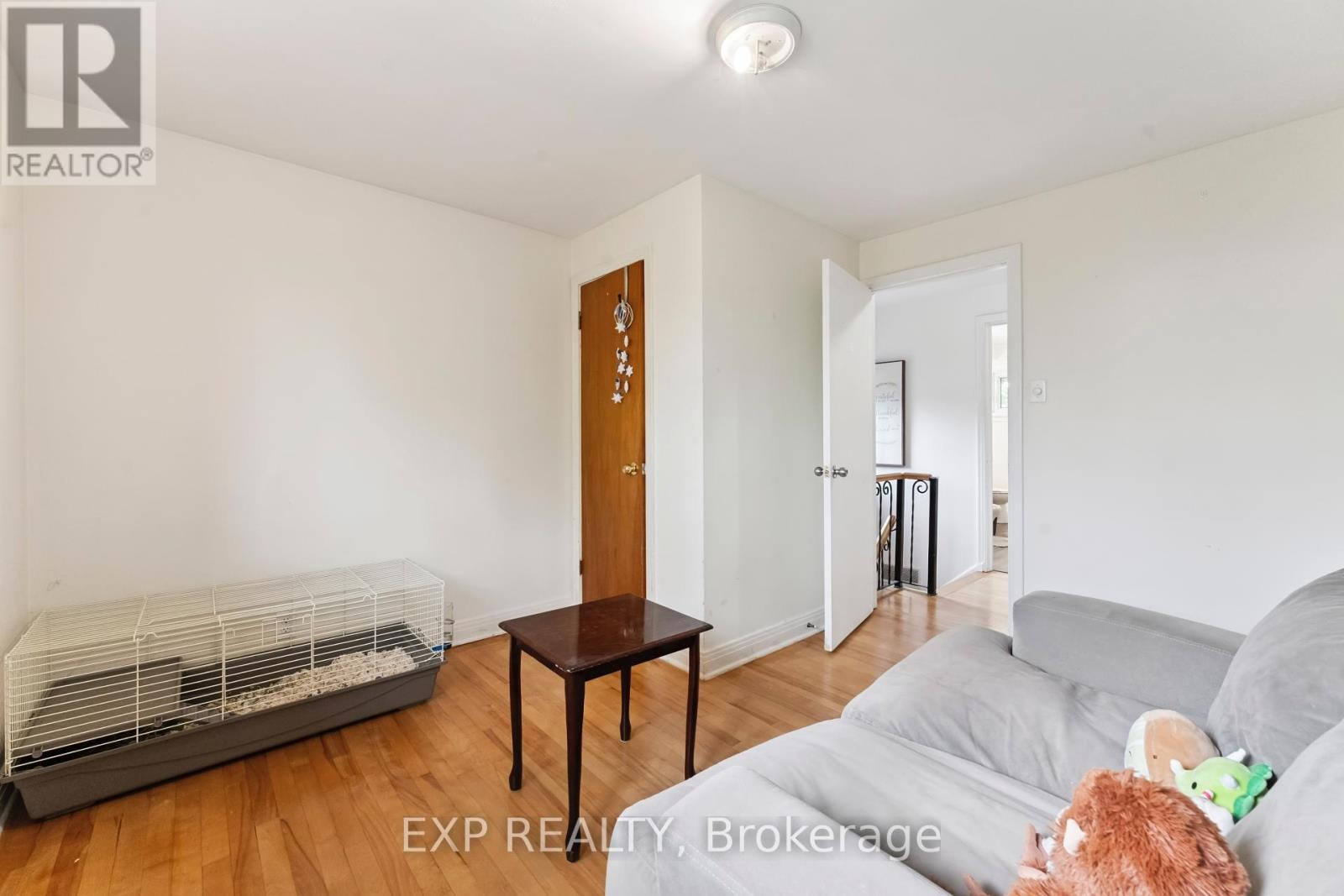 












1395 CALDWELL AVENUE

,
Ottawa,




Ontario
K1Z8L3

