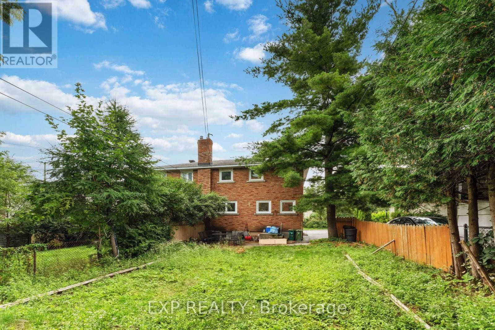 












1395 CALDWELL AVENUE

,
Ottawa,




Ontario
K1Z8L3

