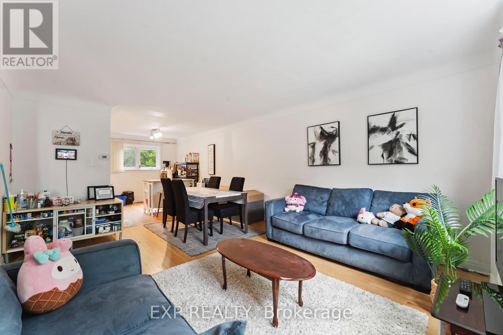 












1395 CALDWELL AVENUE

,
Ottawa,




Ontario
K1Z8L3


