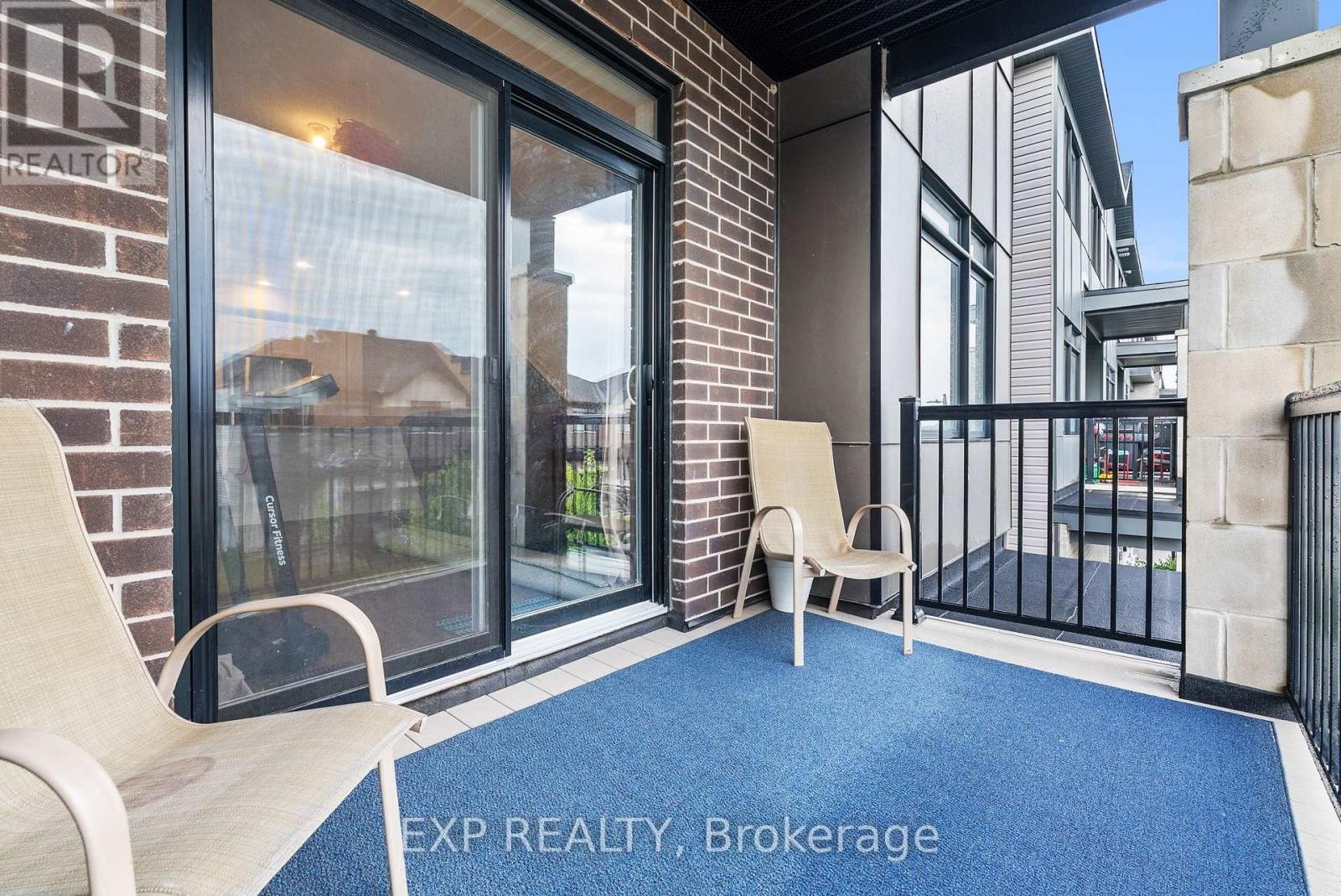 












870 ANCIANO CRESCENT

,
Ottawa,




Ontario
K2S2R8

