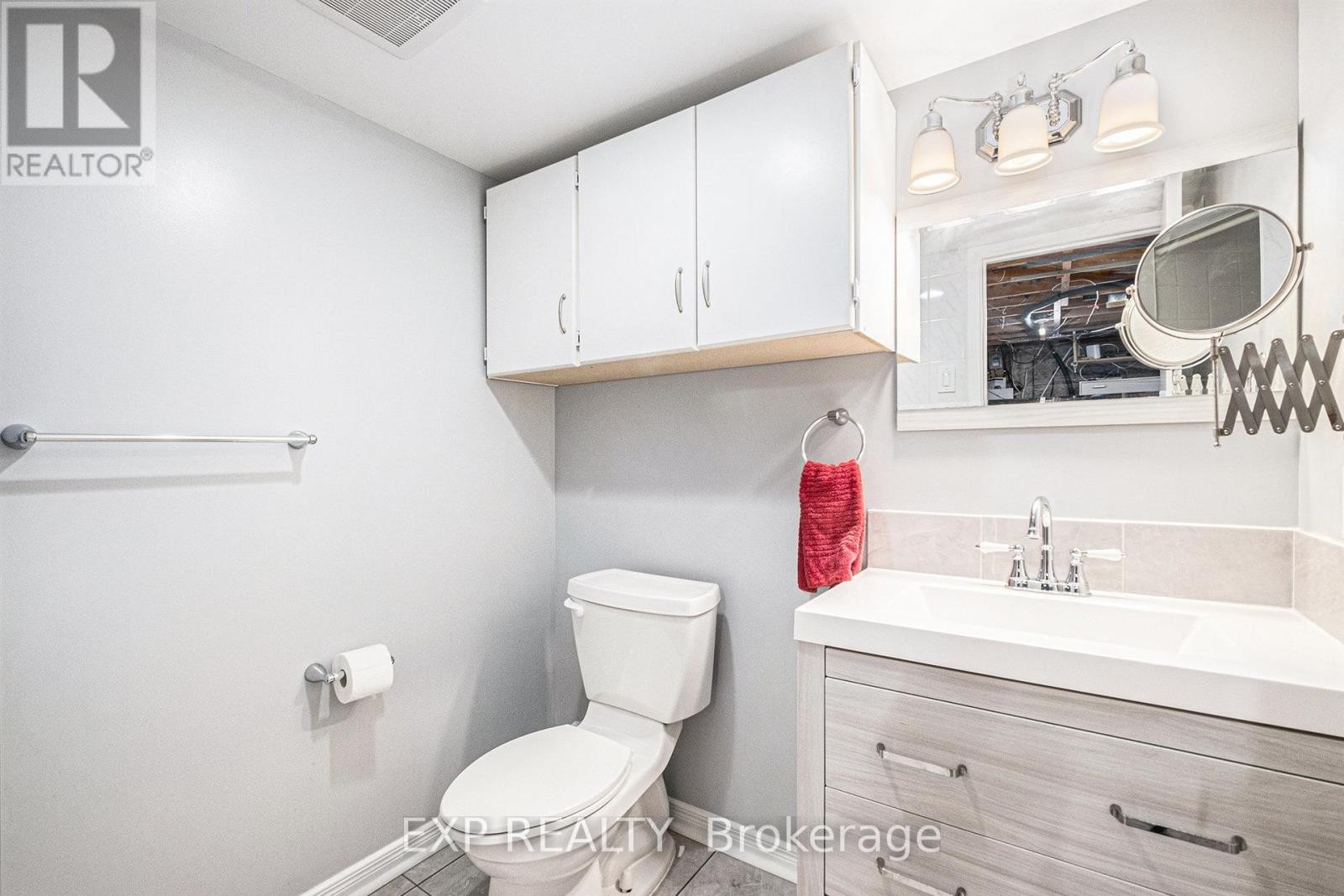 












25 COCKBURN STREET

,
Ottawa,




Ontario
K0A2Z0


