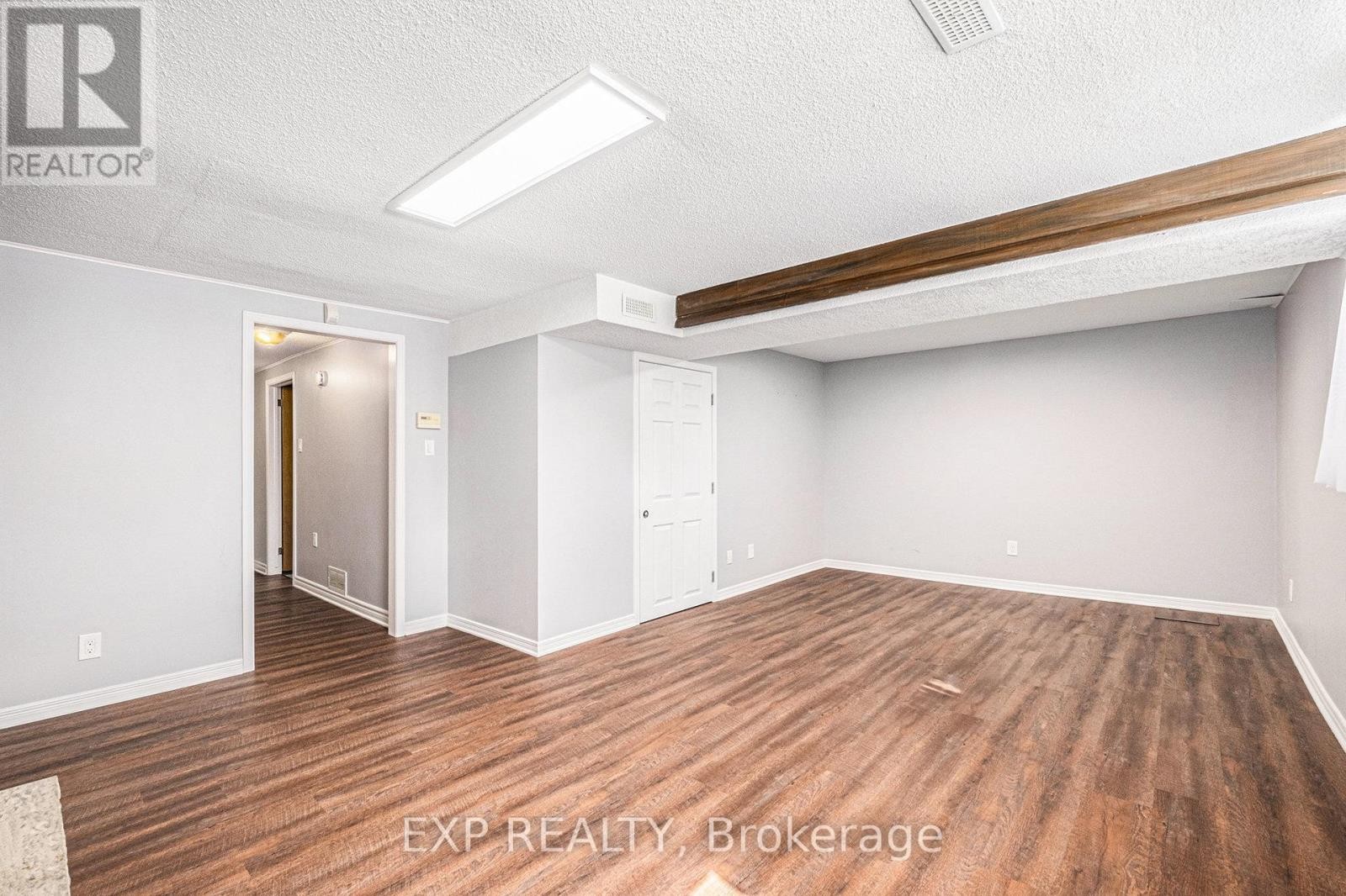 












25 COCKBURN STREET

,
Ottawa,




Ontario
K0A2Z0

