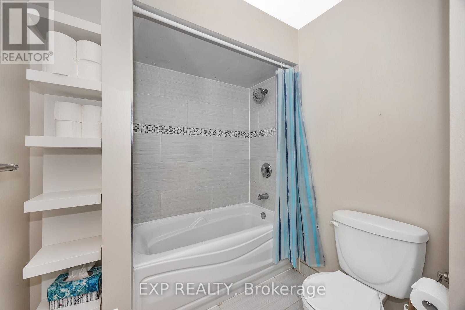 












47 - 2300 OGILVIE ROAD

,
Ottawa,




Ontario
K1J7X8

