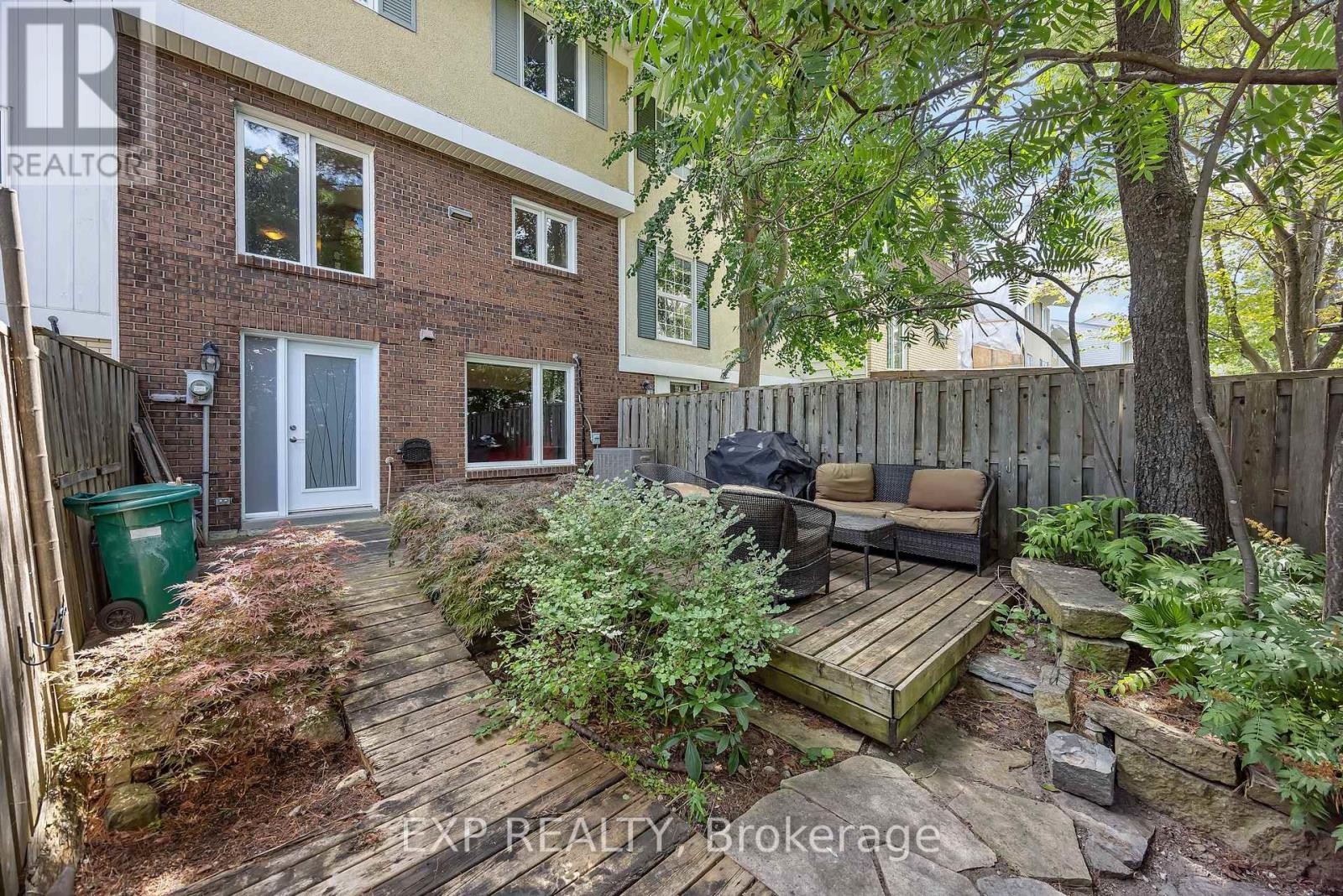 












47 - 2300 OGILVIE ROAD

,
Ottawa,




Ontario
K1J7X8

