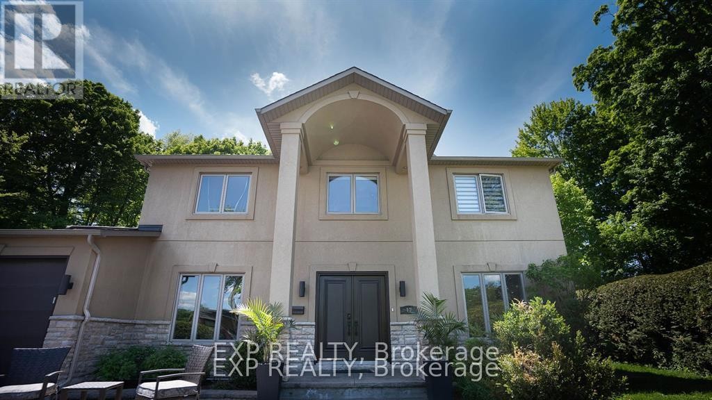 












17 CHESSWOOD COURT

,
Ottawa,




Ontario
K2E7E3

