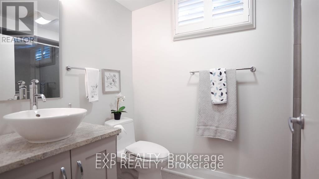 












17 CHESSWOOD COURT

,
Ottawa,




Ontario
K2E7E3

