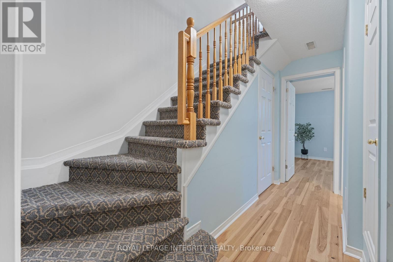 












E - 108 CENTREPOINTE DRIVE

,
Ottawa,




Ontario
K2G6K3

