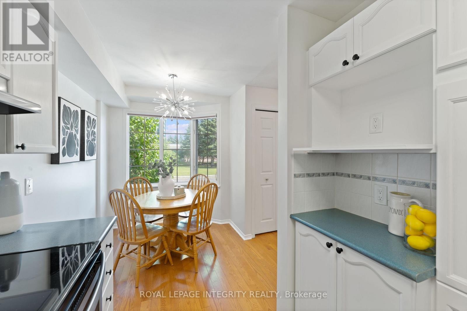 












E - 108 CENTREPOINTE DRIVE

,
Ottawa,




Ontario
K2G6K3

