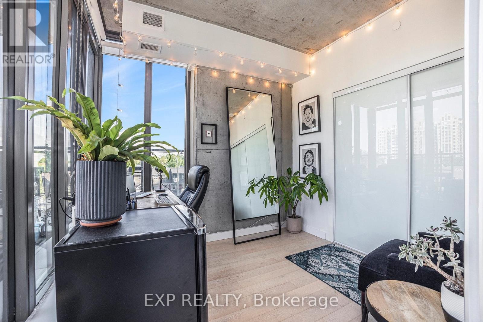 












516 - 224 LYON STREET N

,
Ottawa,




Ontario
K1R0C1

