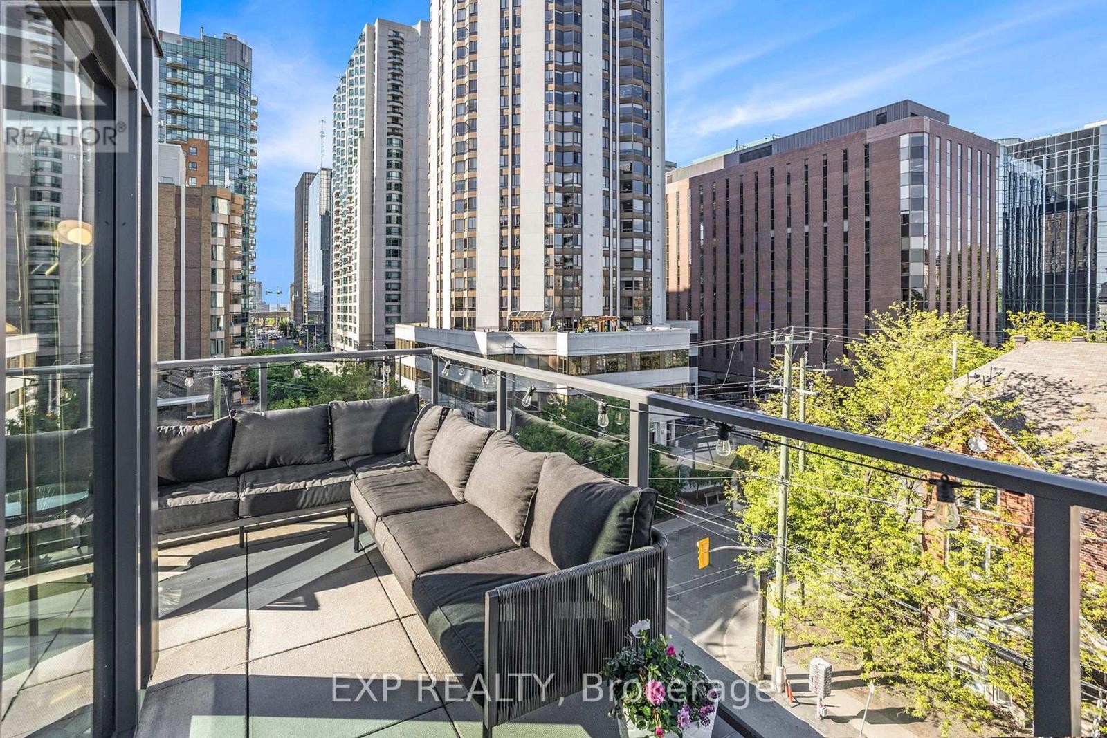 












516 - 224 LYON STREET N

,
Ottawa,




Ontario
K1R0C1

