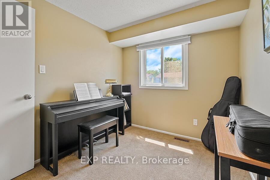












56 B FOXFIELD DRIVE

,
Ottawa,




Ontario
K2J1P7

