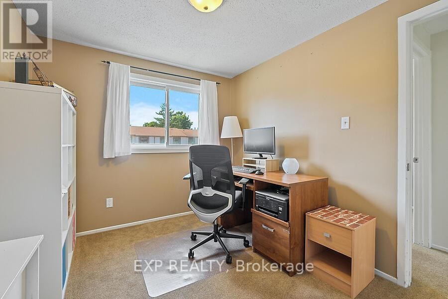 












56 B FOXFIELD DRIVE

,
Ottawa,




Ontario
K2J1P7

