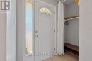 Nice side window and closet