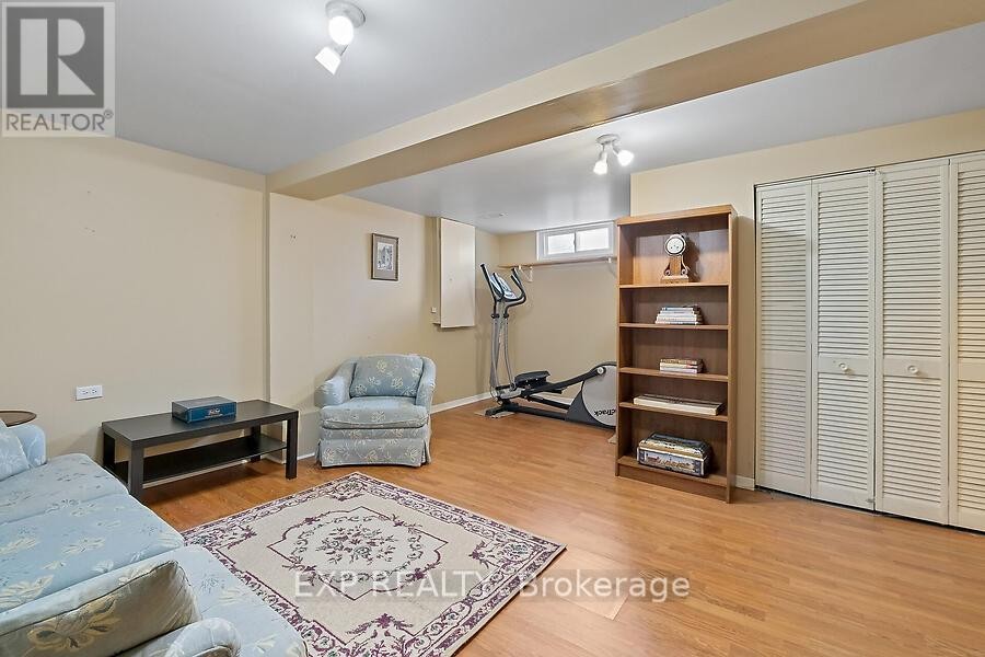 












56 B FOXFIELD DRIVE

,
Ottawa,




Ontario
K2J1P7

