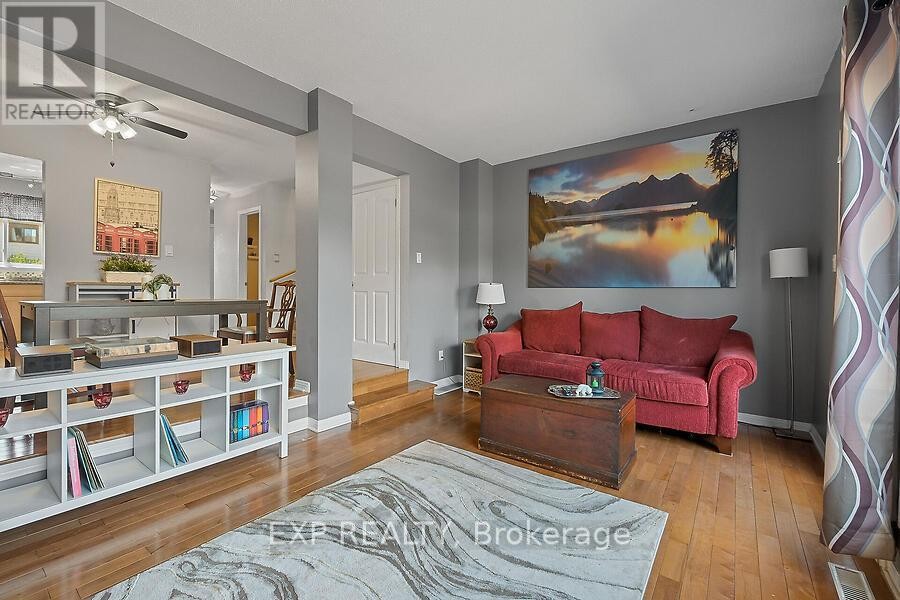 












56 B FOXFIELD DRIVE

,
Ottawa,




Ontario
K2J1P7

