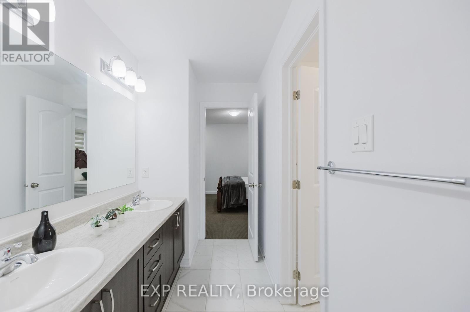 












504 ALBERT BOYD PRIVATE

,
Ottawa,




Ontario
K0A1L0

