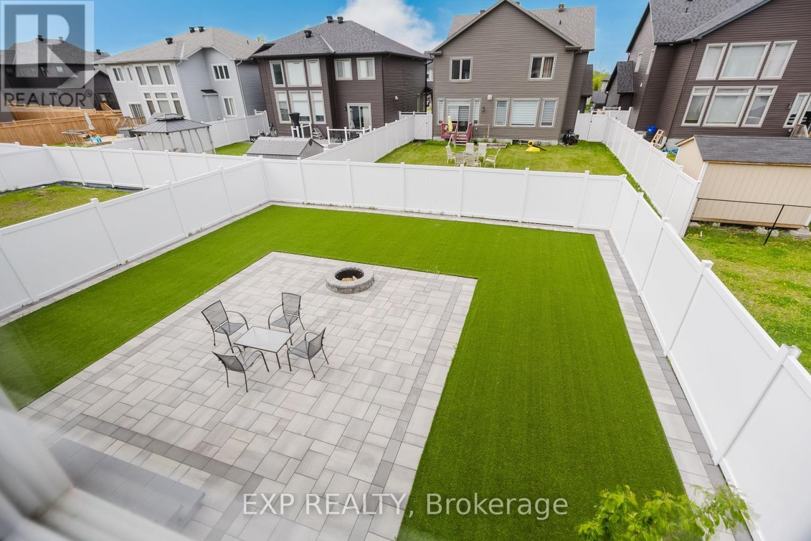 












504 ALBERT BOYD PRIVATE

,
Ottawa,




Ontario
K0A1L0

