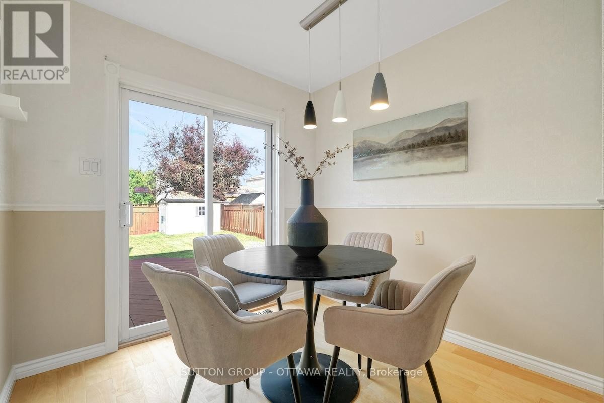 












1677 BOTTRIELL WAY N

,
Ottawa,




Ontario
K4A1W1

