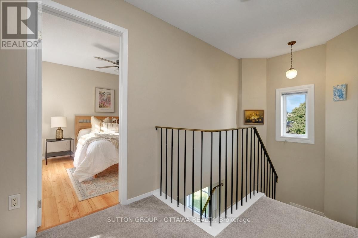 












1677 BOTTRIELL WAY N

,
Ottawa,




Ontario
K4A1W1

