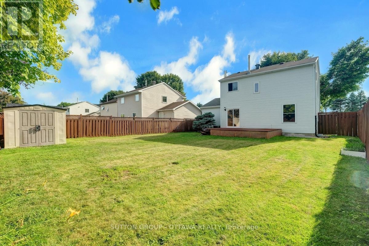 












1677 BOTTRIELL WAY N

,
Ottawa,




Ontario
K4A1W1

