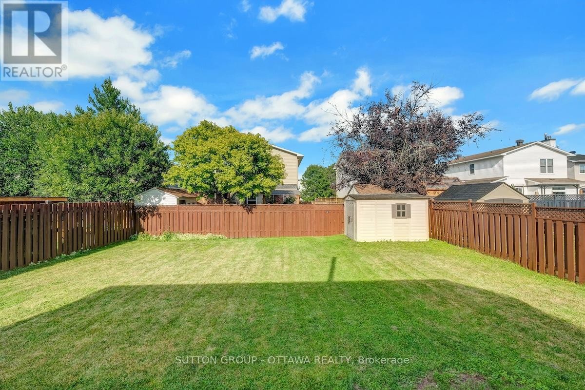












1677 BOTTRIELL WAY N

,
Ottawa,




Ontario
K4A1W1

