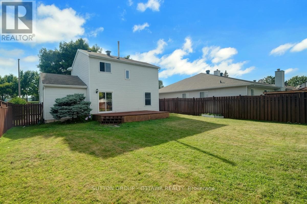 












1677 BOTTRIELL WAY N

,
Ottawa,




Ontario
K4A1W1


