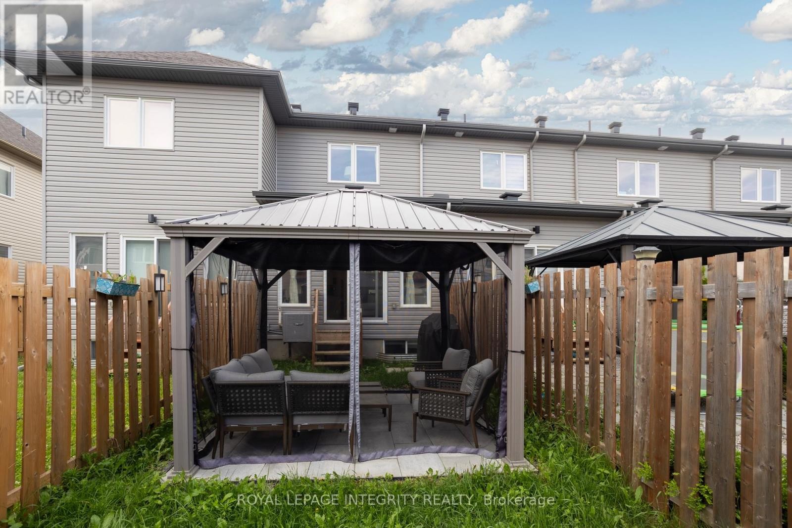 












36 MONA MCBRIDE DRIVE

,
Arnprior,




Ontario
K7S0C6

