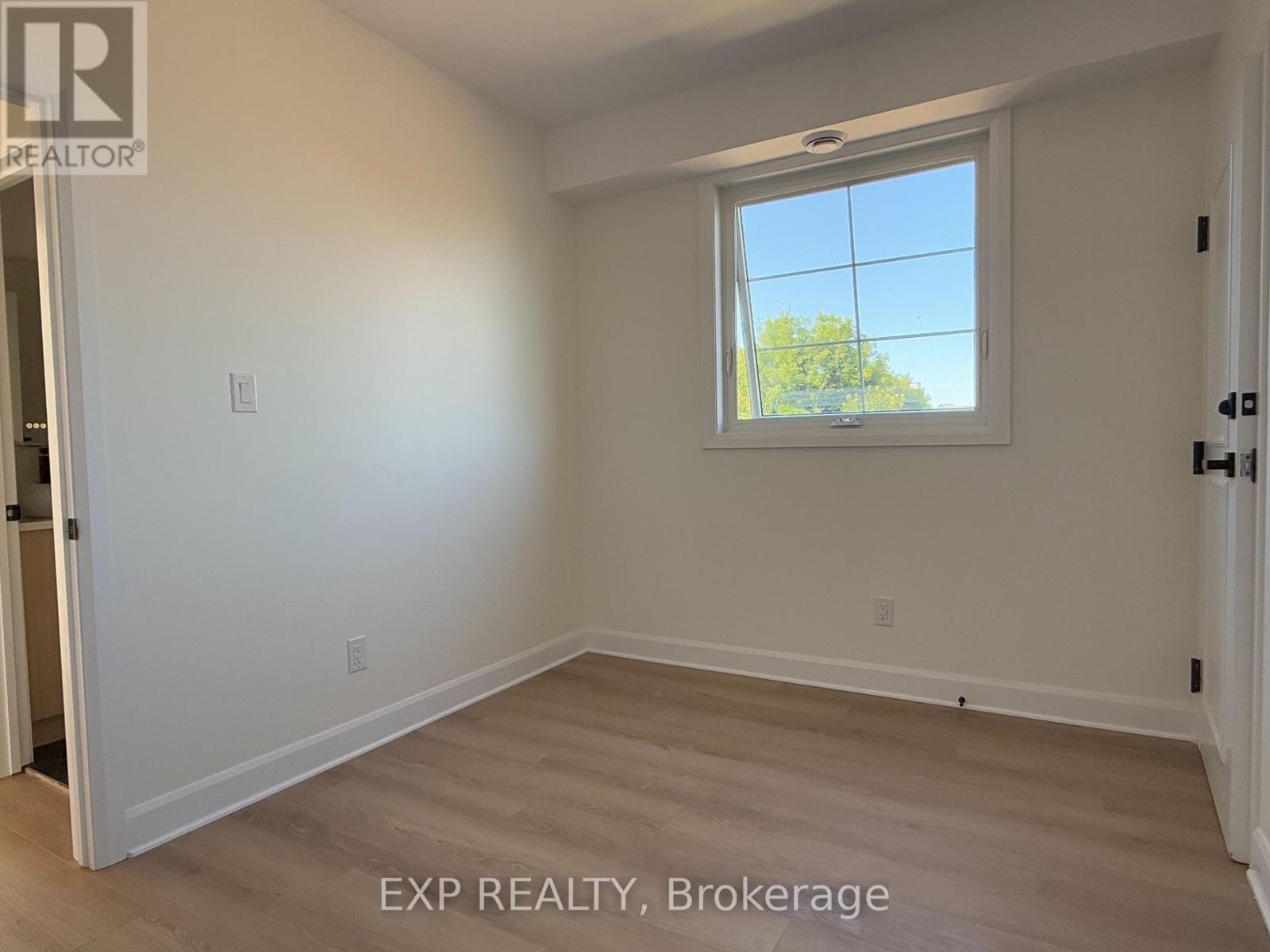 












PH2 - 170 PRETORIA AVENUE

,
Ottawa,




Ontario
K1S1X2

