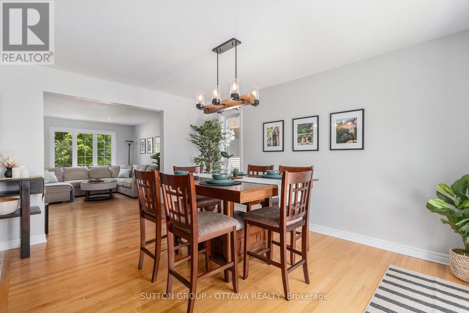 












56 HONORE CRESCENT

,
The Nation,




Ontario
K0A2M0

