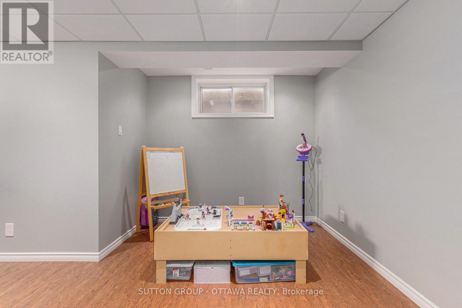












56 HONORE CRESCENT

,
The Nation,




Ontario
K0A2M0

