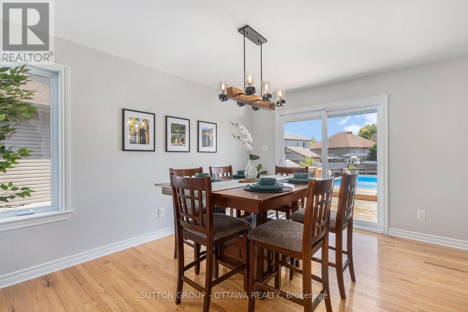 












56 HONORE CRESCENT

,
The Nation,




Ontario
K0A2M0

