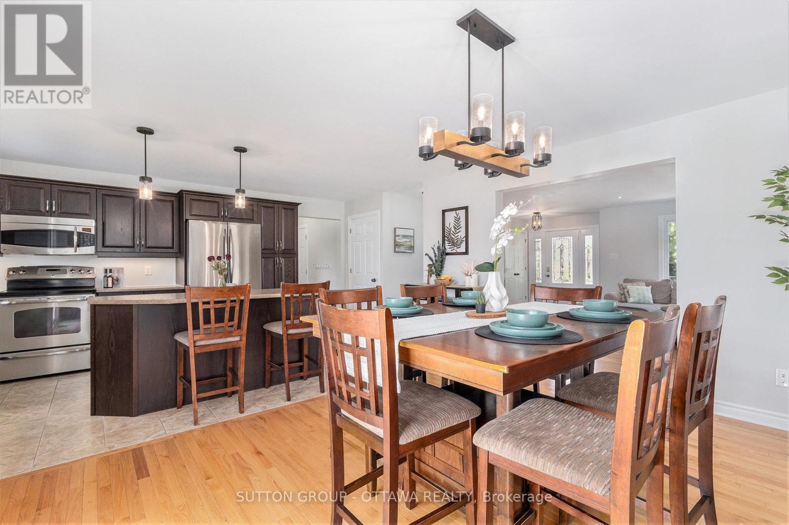 












56 HONORE CRESCENT

,
The Nation,




Ontario
K0A2M0

