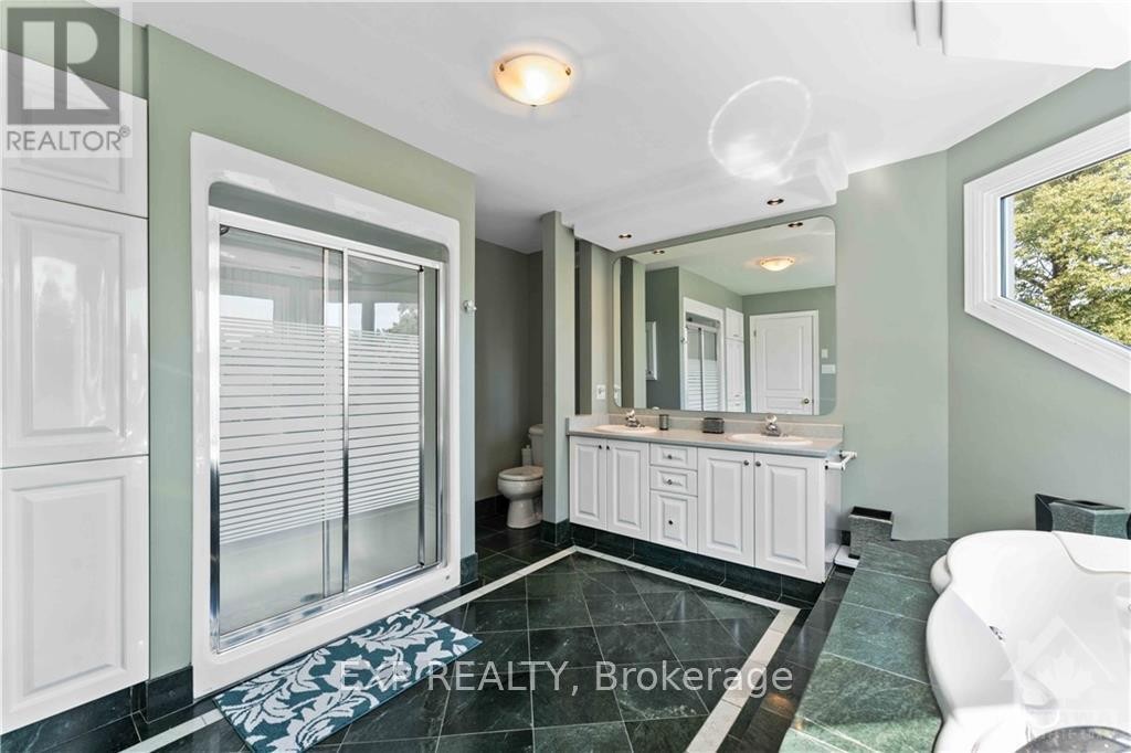 












203 BALMORAL PLACE

,
Ottawa,




Ontario
K1H1B2

