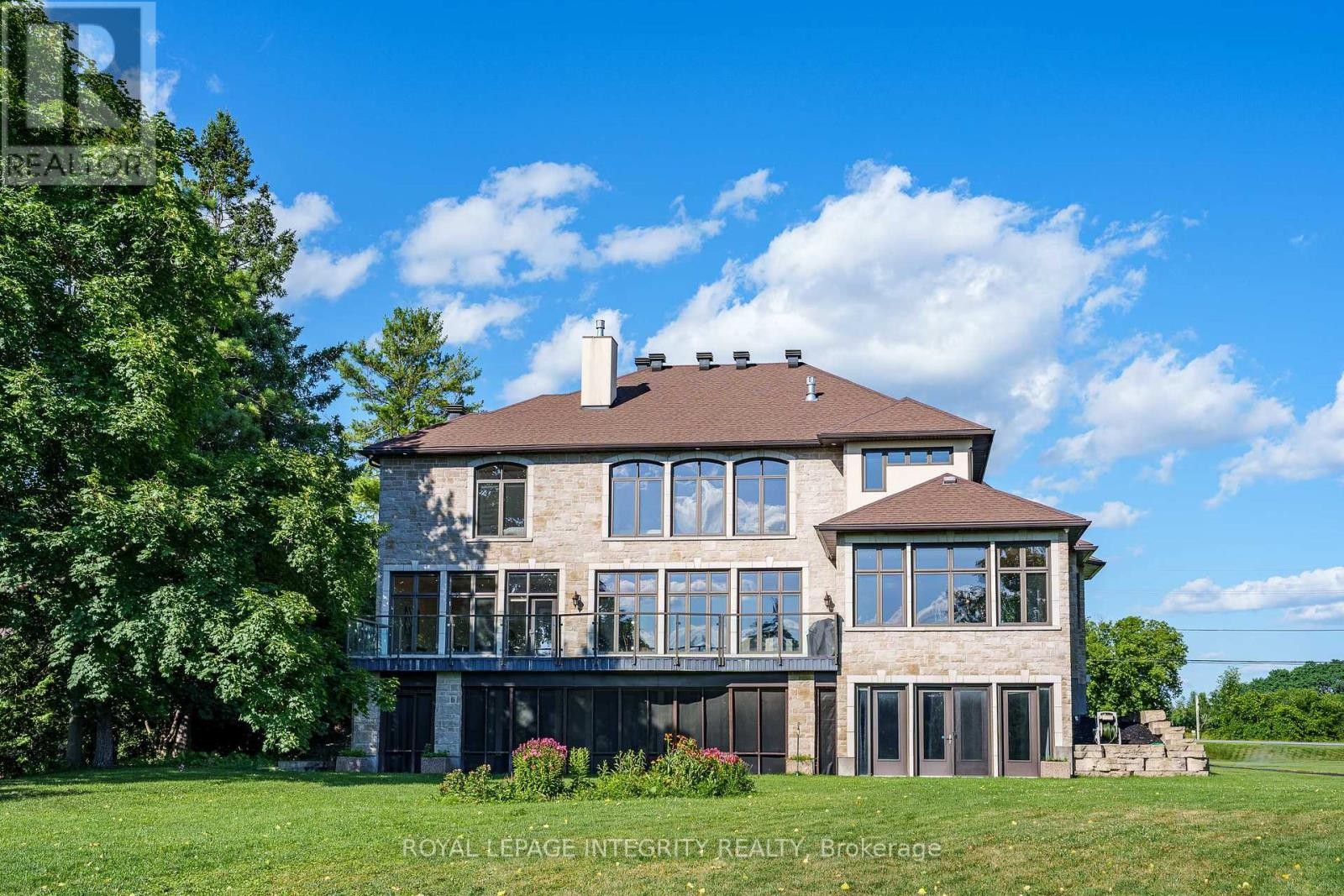 












1180 RIVER ROAD

,
Ottawa,




Ontario
K4M1B4

